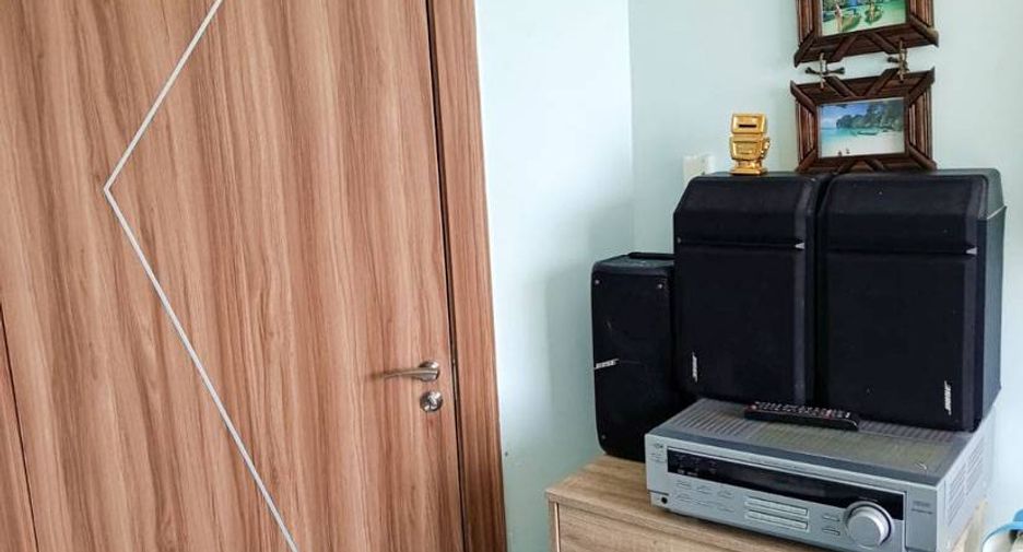 Продажа 2 спальни кондо в Йомтиен, Паттайя