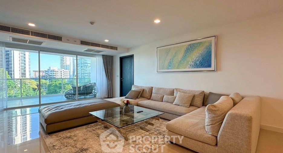 For sale 3 bedrooms condo in Bang Lamung, Chonburi