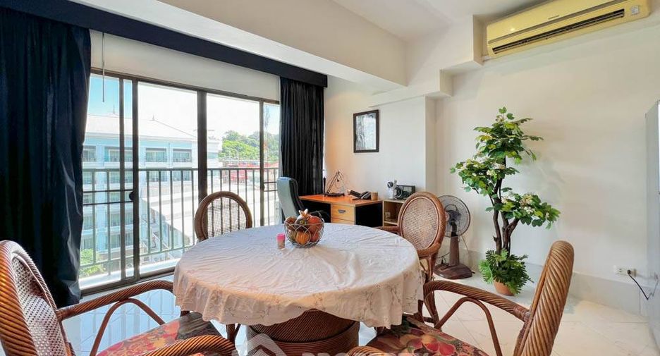 For sale 1 bed condo in Pratumnak, Pattaya