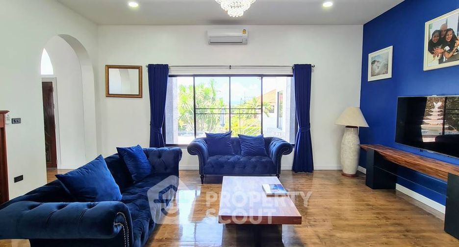 Villa en venta de 4 habitaciones en Bang Lamung, Chonburi