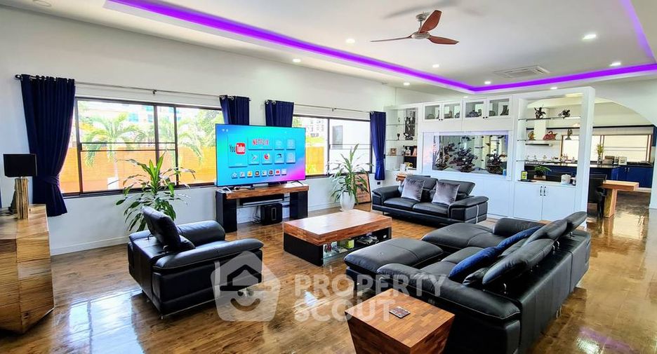 Villa en venta de 4 habitaciones en Bang Lamung, Chonburi
