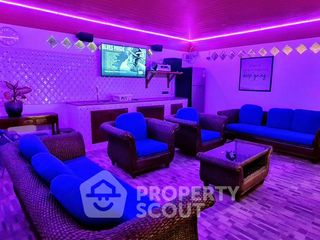 Villa zum Kauf mit 4 Zimmer in Bang Lamung, Chonburi