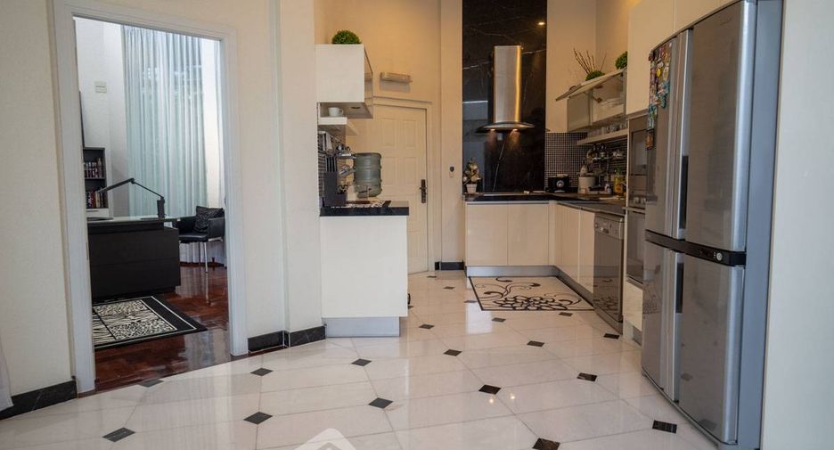 À vendre 4 chambres maison à East Pattaya, Pattaya