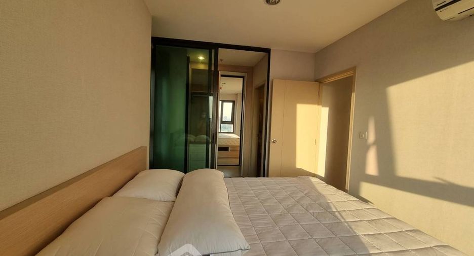 For sale 2 bedrooms condo in Bang Phlat, Bangkok