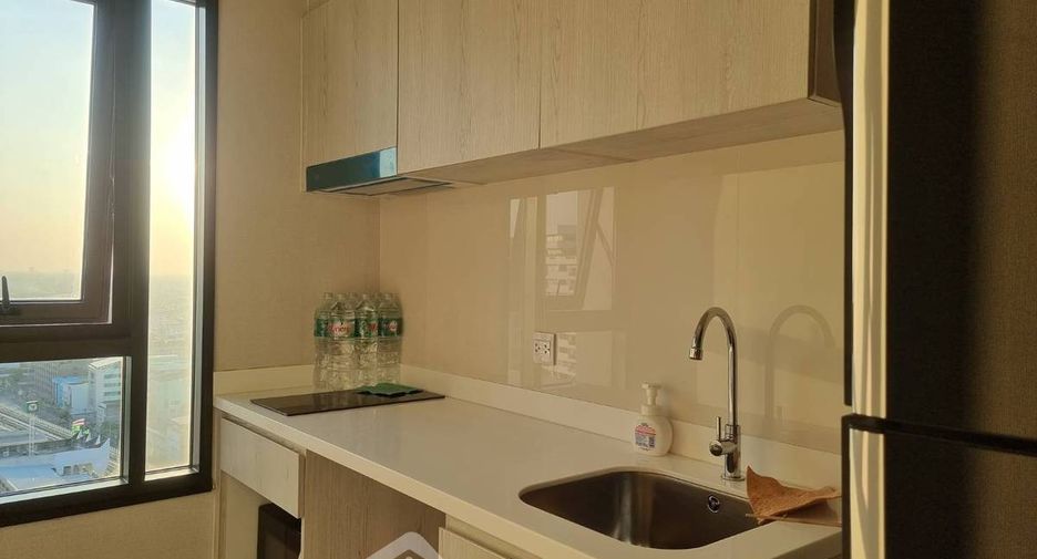 For sale 2 bedrooms condo in Bang Phlat, Bangkok