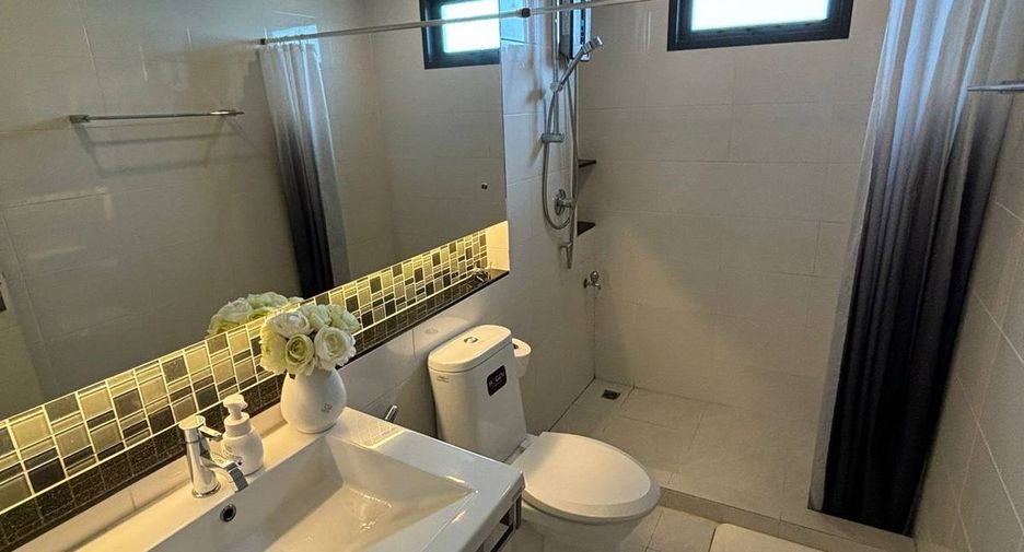 For sale 4 bedrooms house in Prawet, Bangkok