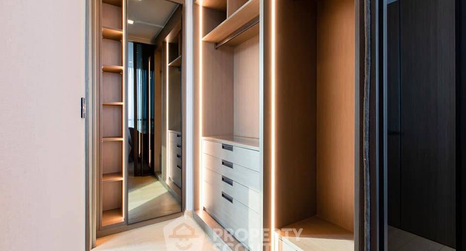 For sale 2 bedrooms condo in Watthana, Bangkok