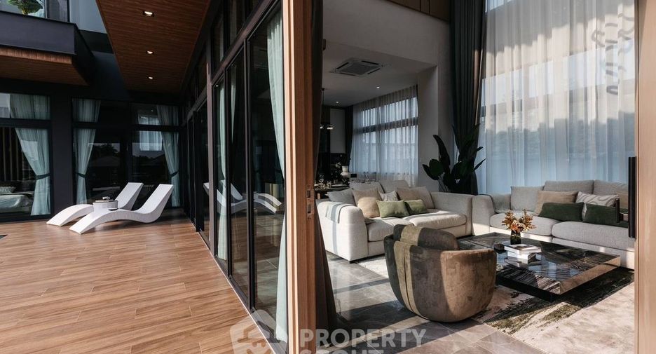 For sale 6 bedrooms villa in East Pattaya, Pattaya