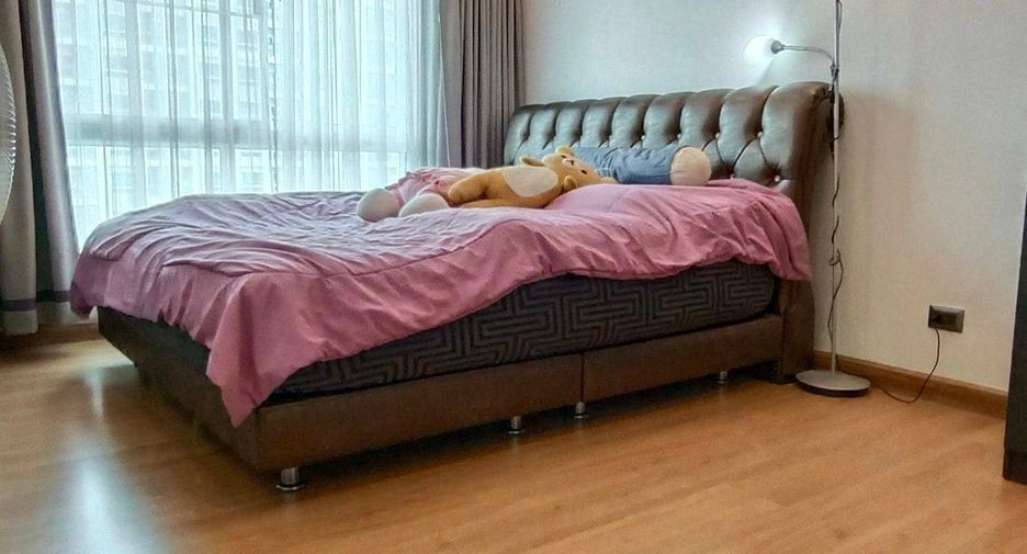 For sale 1 bed condo in Huai Khwang, Bangkok