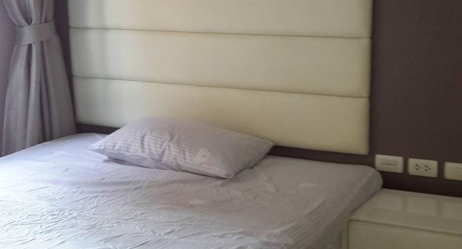 For sale 1 bed condo in Khlong San, Bangkok