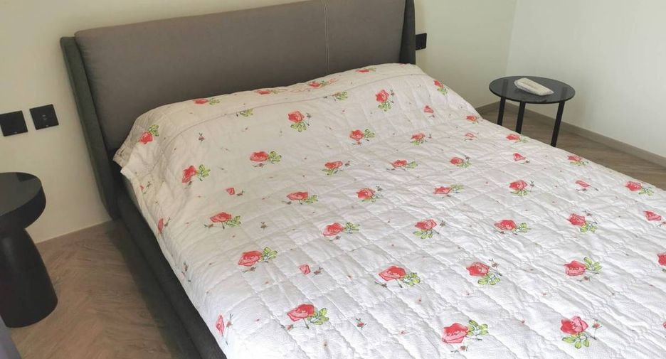 For rent and for sale 1 bed condo in Khlong San, Bangkok