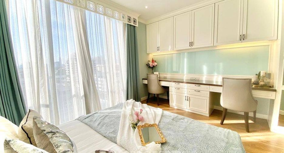 For sale 2 bedrooms condo in Khlong Toei, Bangkok