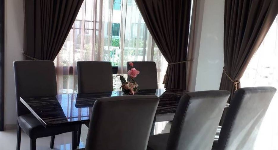 出售 4 卧室 独立屋 在 Mueang Chon Buri, Chon Buri