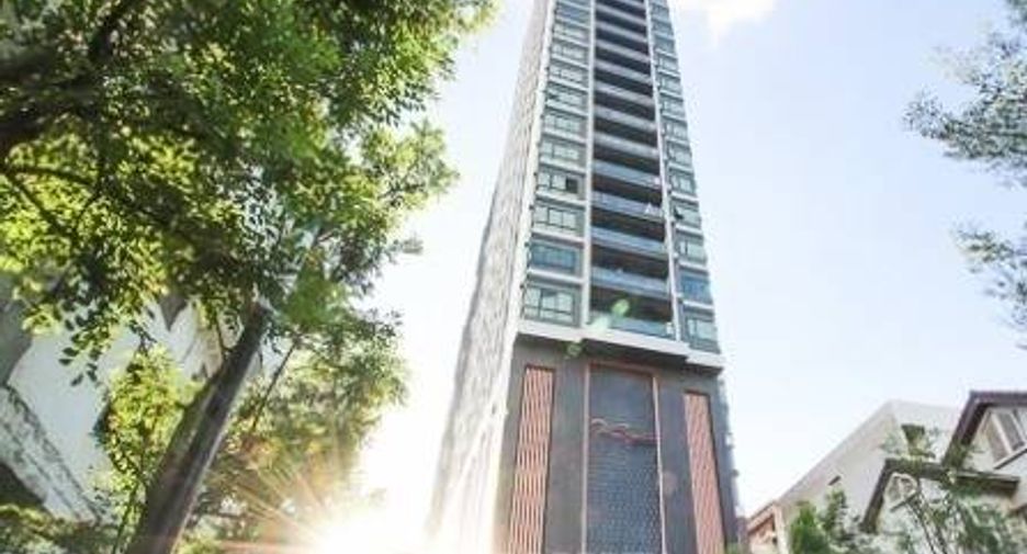 For sale 2 bedrooms condo in Phaya Thai, Bangkok