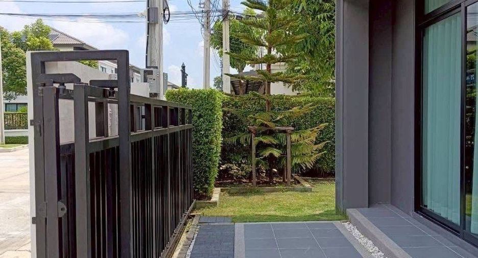 For sale 4 bedrooms condo in Sai Mai, Bangkok