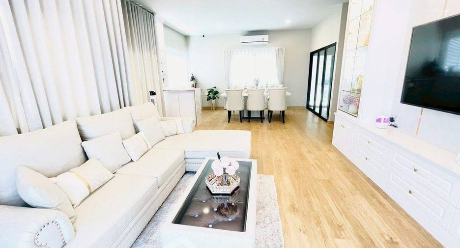 For sale 4 bedrooms condo in Sai Mai, Bangkok