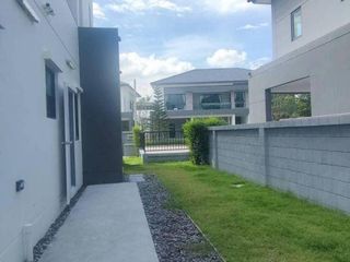 For sale 4 bedrooms house in Taling Chan, Bangkok
