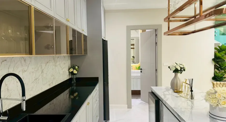 For rent 4 bedrooms house in Jomtien, Pattaya