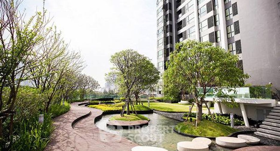 For sale 1 bed condo in Khlong Toei, Bangkok