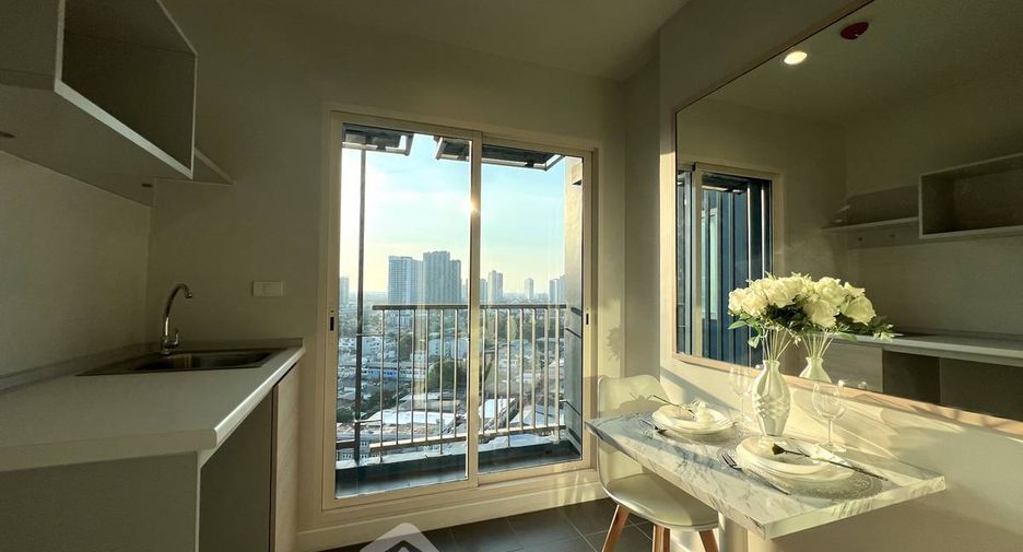 For sale 1 bed condo in Thon Buri, Bangkok