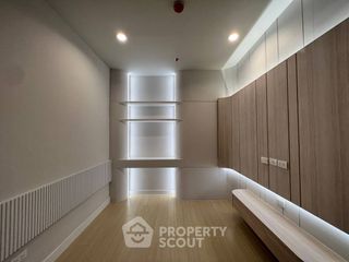 À vendre 1 chambre condo à Thon Buri, Bangkok