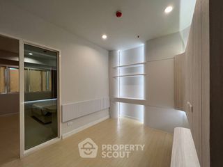 À vendre 1 chambre condo à Thon Buri, Bangkok