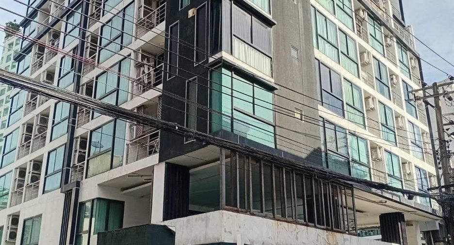 Wohnung zum Kauf mit 1 Zimmer in Khlong Toei, Bangkok