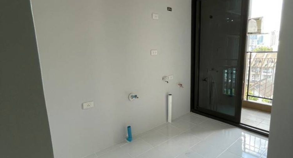 For sale 1 bed condo in Yan Nawa, Bangkok