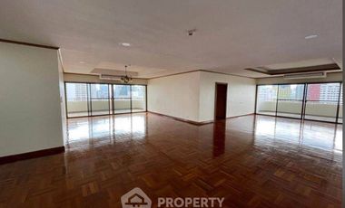 Condo en venta de 4 habitaciones en Watthana, Bangkok