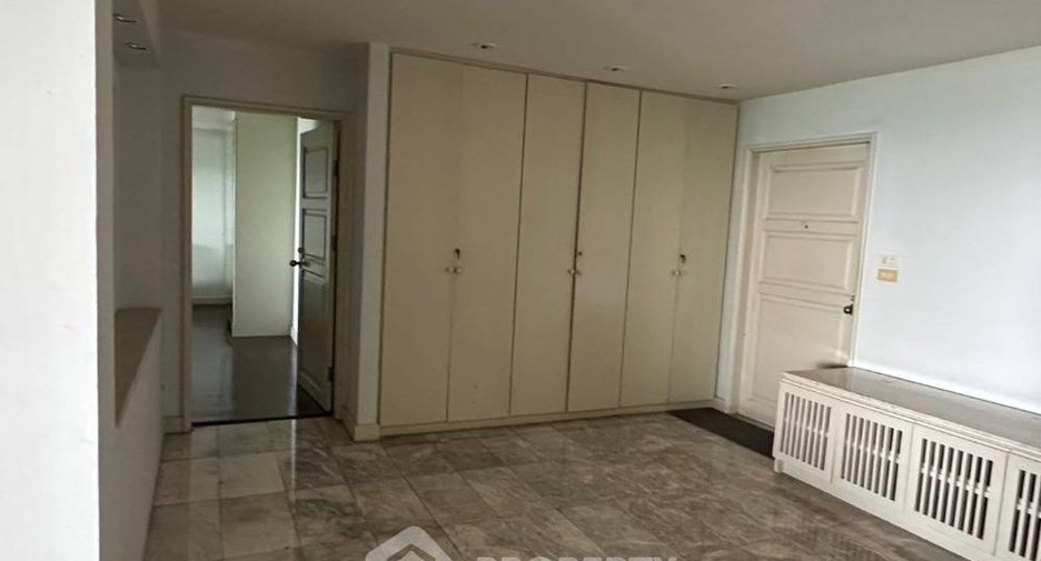Condo en venta de 3 habitaciones en Sattahip, Chonburi