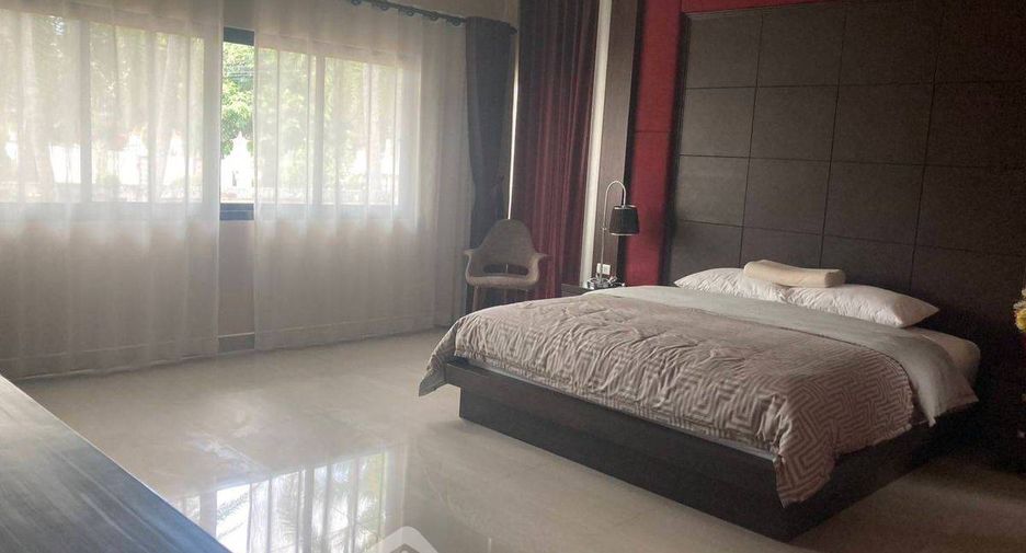 For sale 4 ベッドルーム house in Huay Yai, Pattaya