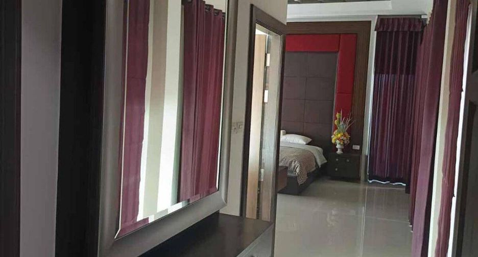 For sale 4 ベッドルーム house in Huay Yai, Pattaya