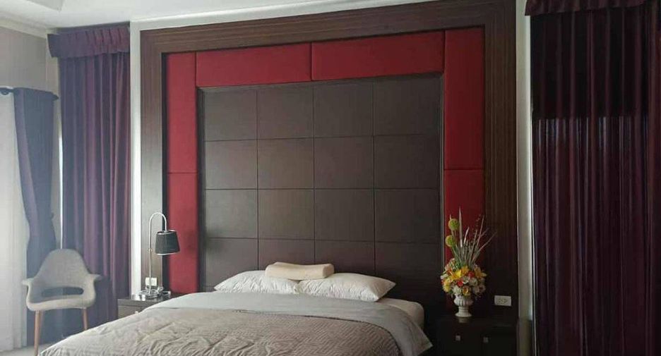 For sale 4 ベッドルーム house in Huay Yai, Pattaya