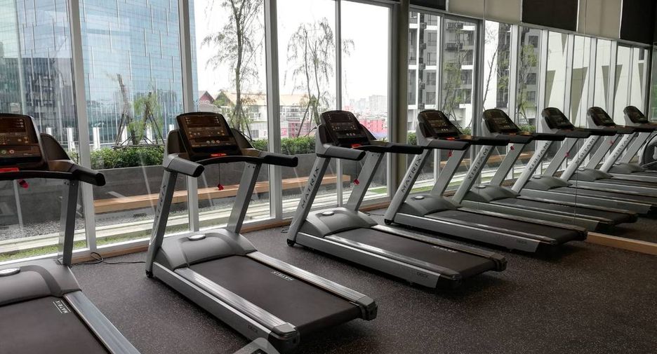 For sale 1 bed condo in Huai Khwang, Bangkok