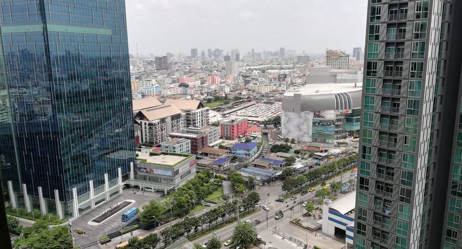 For sale 1 bed condo in Huai Khwang, Bangkok