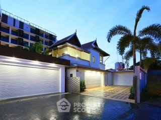 For sale 5 bedrooms villa in Bang Lamung, Chonburi