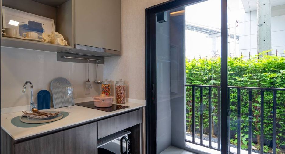 For sale 1 bed condo in Bang Kapi, Bangkok