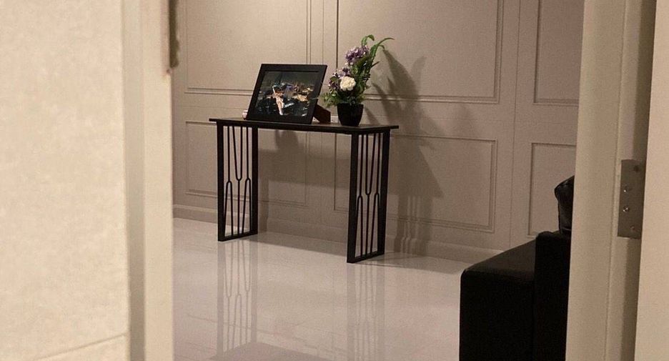 For sale 2 bedrooms condo in Bang Rak, Bangkok