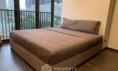For sale 2 bedrooms condo in Huai Khwang, Bangkok