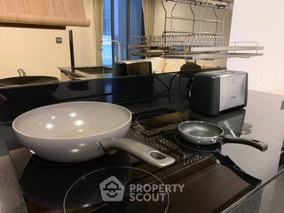 For sale 2 bedrooms condo in Huai Khwang, Bangkok