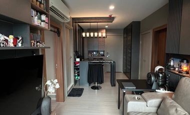 For sale 2 bedrooms condo in Huai Khwang, Bangkok