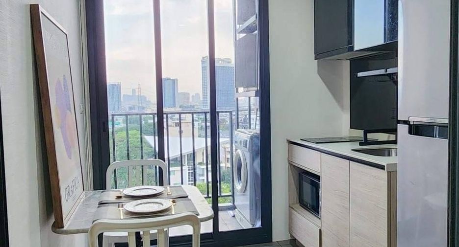 For sale 1 bed condo in Bang Kapi, Bangkok