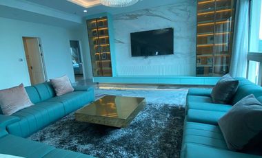For sale 3 bedrooms condo in Watthana, Bangkok