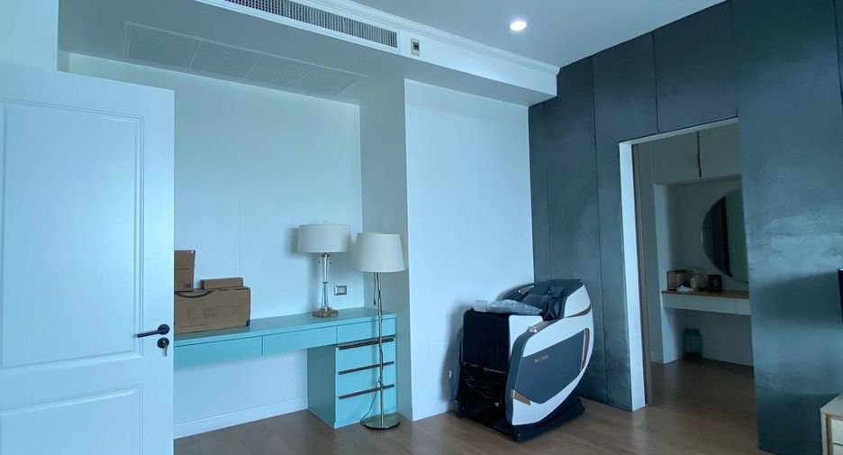 Wohnung zum Kauf mit 3 Zimmer in Watthana, Bangkok
