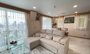 Wohnung zum Kauf mit 2 Zimmer in Sathon, Bangkok