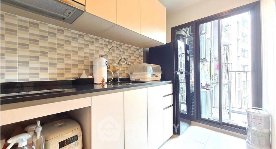 For sale 2 bedrooms condo in Khan Na Yao, Bangkok