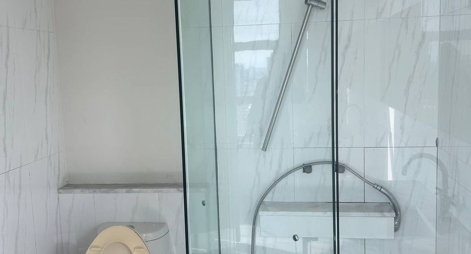 For sale 2 bedrooms condo in Sathon, Bangkok