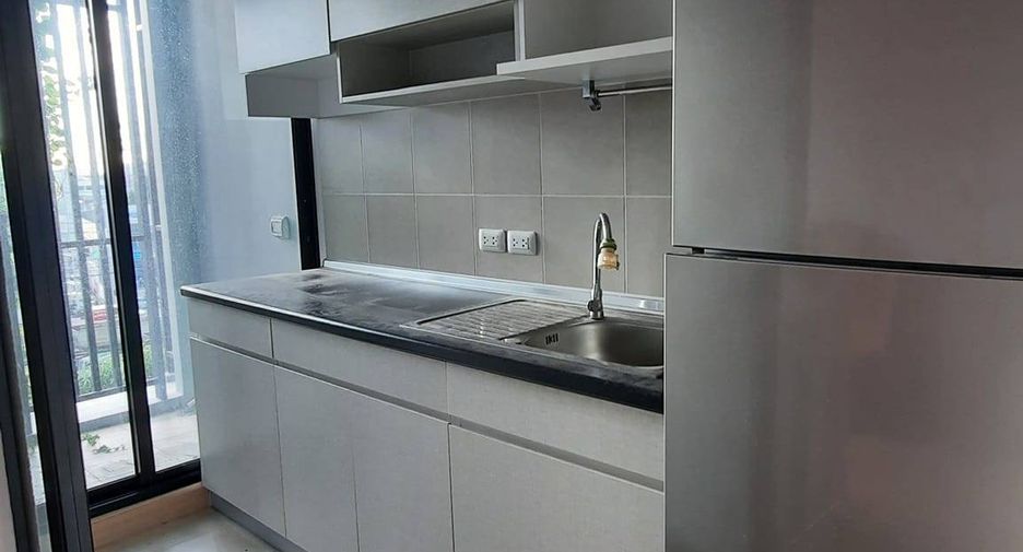 For sale 2 bedrooms condo in Thon Buri, Bangkok