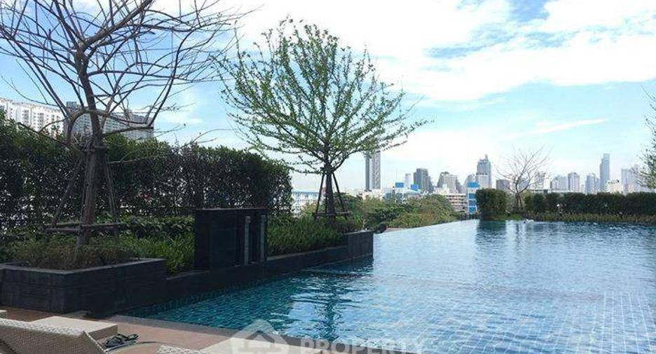 For sale 2 bedrooms condo in Thon Buri, Bangkok