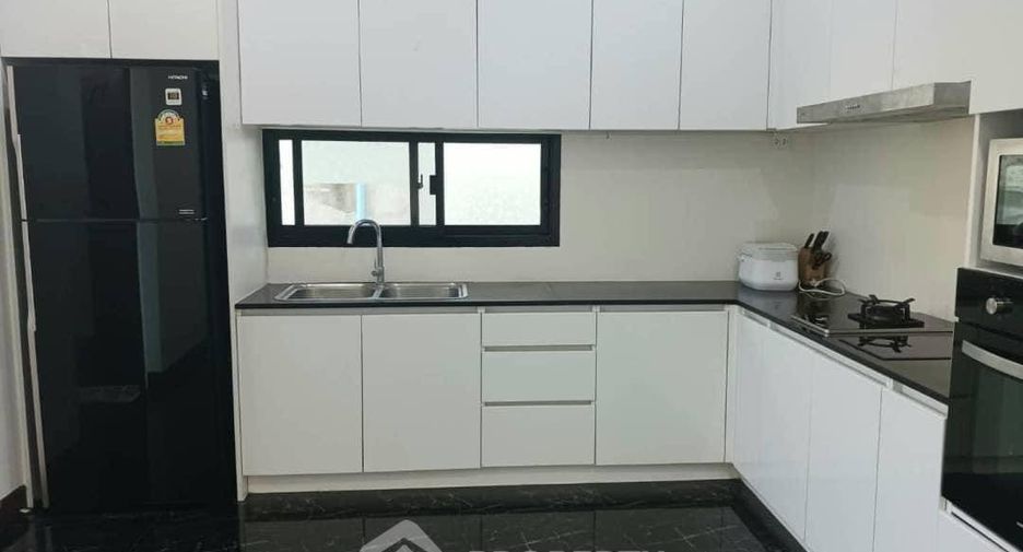 Продажа 3 спальни вилла в Восточная Паттайя, Паттайя